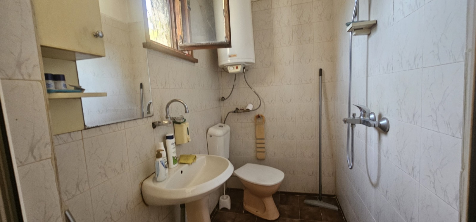 Продава ЕТАЖ ОТ КЪЩА | Imot.bg — изображение 3