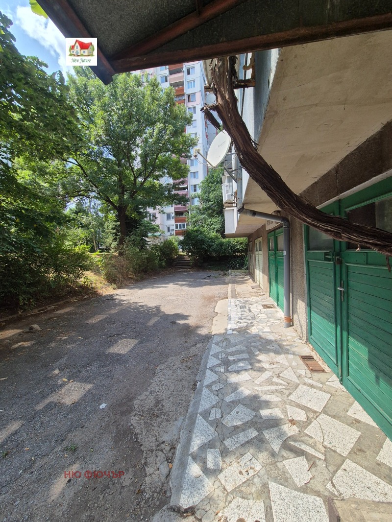 Продава ГАРАЖ, ПАРКОМЯСТО, гр. София, Банишора, снимка 2 - Гаражи и паркоместа - 53033864