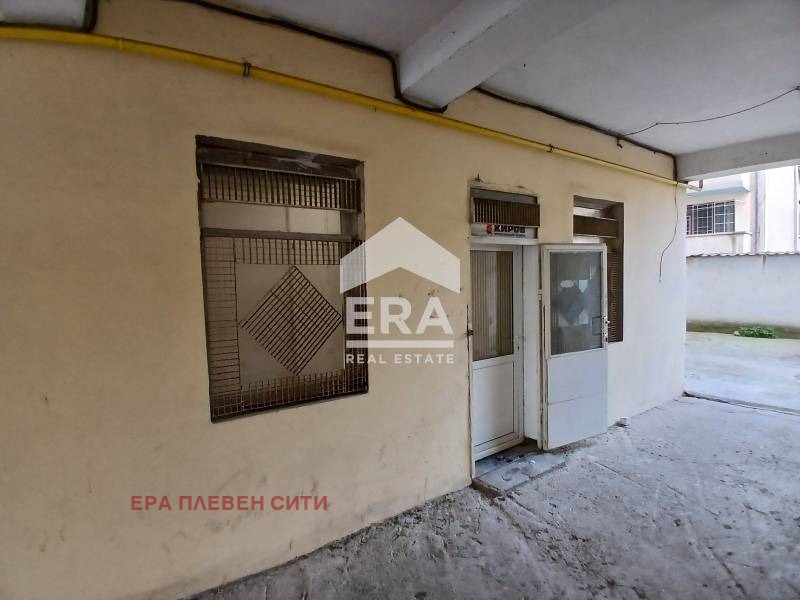 Продава  Магазин град Плевен , Идеален център , 25 кв.м | 64636395 - изображение [3]
