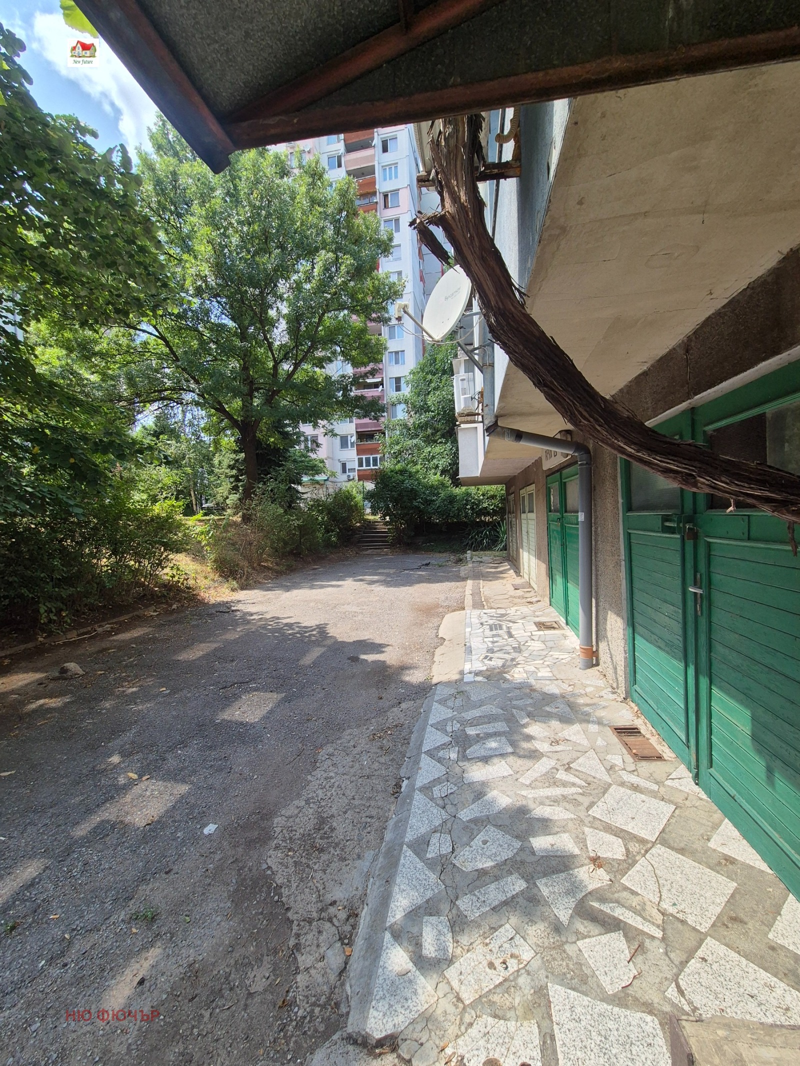 Продава ГАРАЖ, ПАРКОМЯСТО, гр. София, Банишора, снимка 2 - Гаражи и паркоместа - 53033864