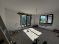 Продава КЪЩА, област Пловдив, с. Златитрап • 161699 € • 64299296 — Holmes.bg