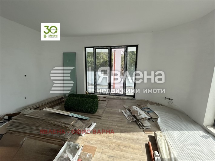 Продава 3-СТАЕН, гр. Варна, м-т Долна Трака, снимка 5 - Aпартаменти - 48020558