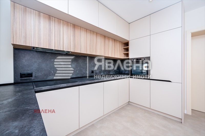 Продава 3-СТАЕН, гр. София, Център, снимка 1 - Aпартаменти - 48119382