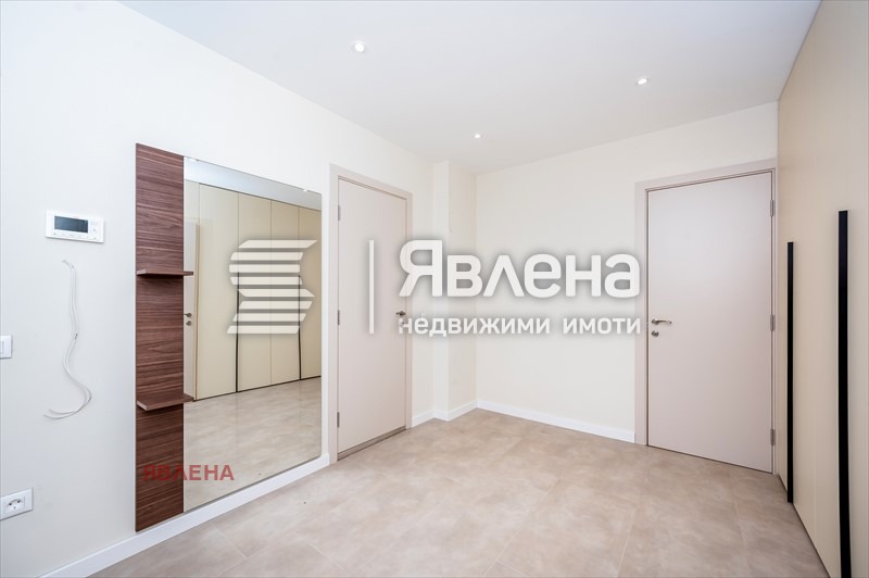 Продава 3-СТАЕН, гр. София, Център, снимка 4 - Aпартаменти - 48119382