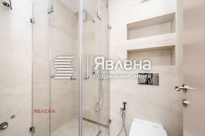 Продава 3-СТАЕН, гр. София, Център, снимка 10 - Aпартаменти - 48119382