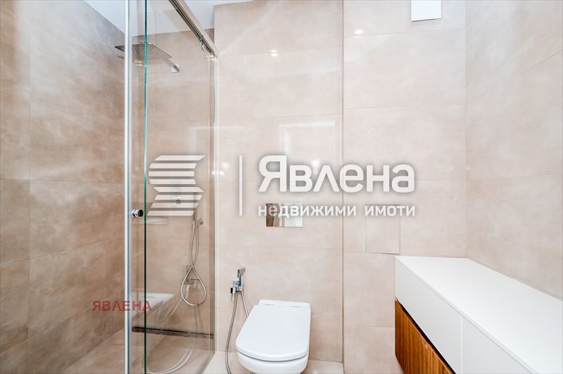 Продава 3-СТАЕН, гр. София, Център, снимка 9 - Aпартаменти - 48119382