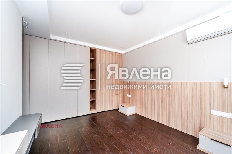 Продава 3-СТАЕН, гр. София, Център, снимка 6 - Aпартаменти - 48119382