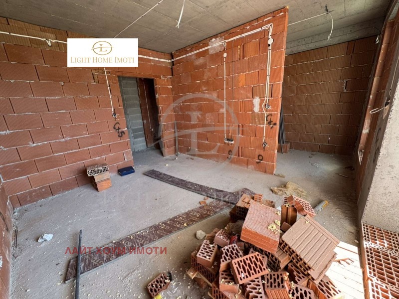 Eladó  2 hálószobás Plovdiv , Karsijaka , 119 négyzetméter | 68758155 - kép [8]