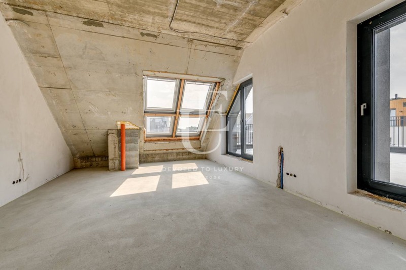 Продава  4-стаен град София , Кръстова вада , 205 кв.м | 49658957 - изображение [3]