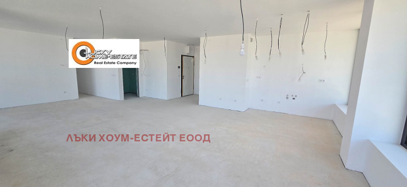 Te koop  3 slaapkamers Sofia , Manastirski livadi , 228 m² | 42001272 - afbeelding [8]