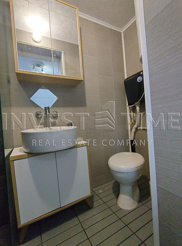 Продава КЪЩА, гр. Варна, Христо Ботев, снимка 2 - Къщи - 54249702