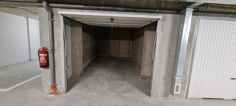 Продава ГАРАЖ, ПАРКОМЯСТО, гр. София, Дружба 2, снимка 7 - Гаражи и паркоместа - 52563008