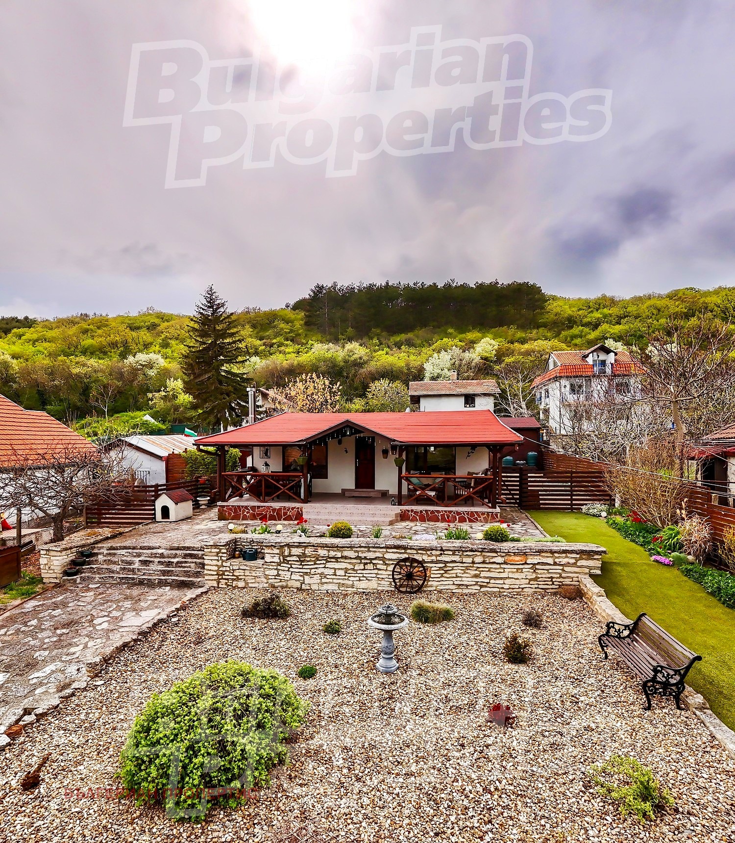 Продава КЪЩА, гр. Балчик, област Добрич