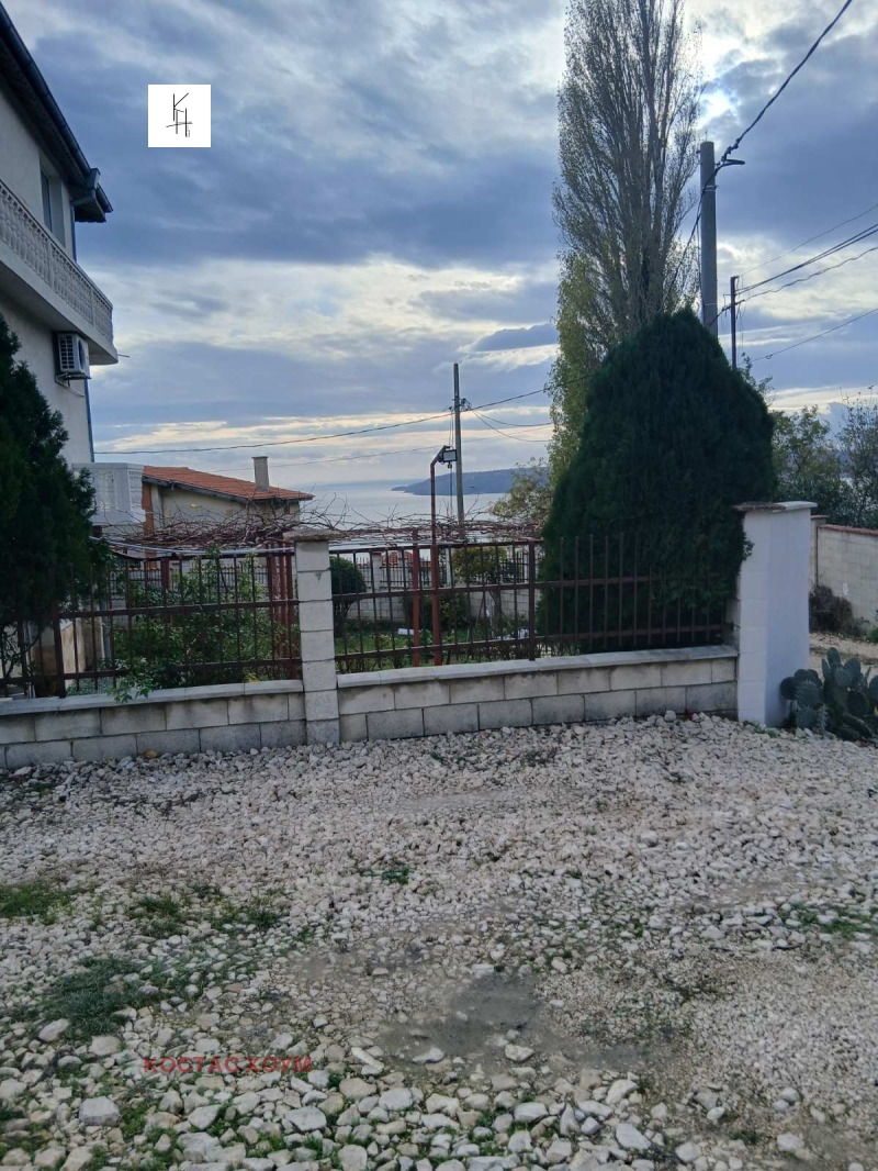 Продава ПАРЦЕЛ в град Варна, Бриз - 590 кв.м / 165 000 € » 322 711.95 лв., КОСТАС ХОУМ