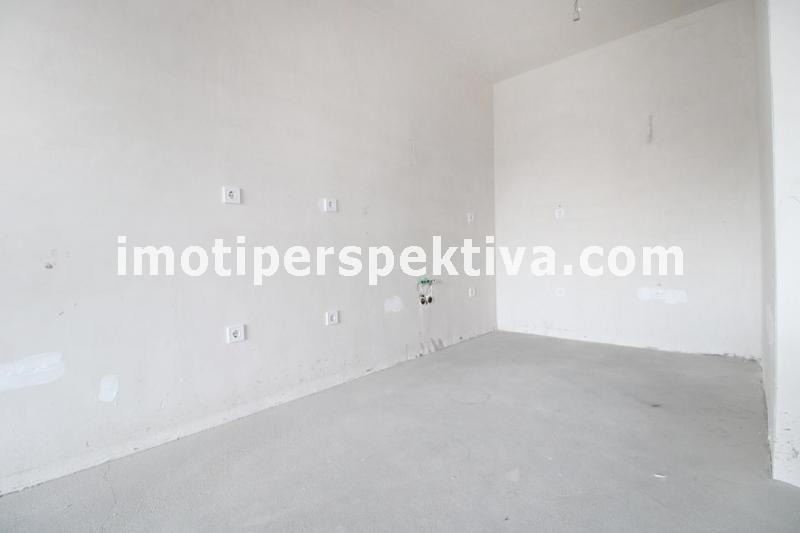 Продава 2-СТАЕН, гр. Пловдив, Кючук Париж, снимка 2 - Апартаменти - 53006800