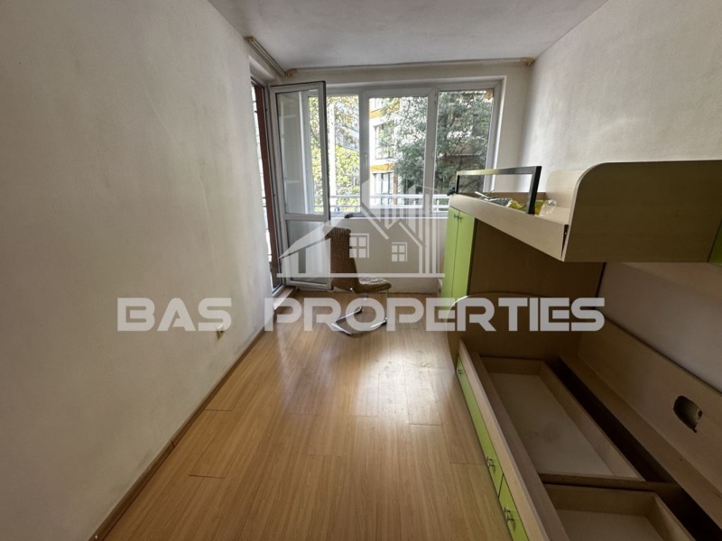 Продава  3-стаен, град София, Белите брези •  283 500 € • ID 28780579 — holmes.bg - [1] 