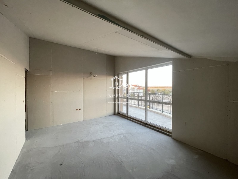 À venda  Casinha Burgas , Sarafovo , 221 m² | 95387565 - imagem [6]