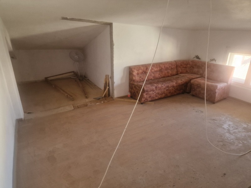 Продается  Чердак Плевен , Мара Денчева , 80 кв.м | 76720832