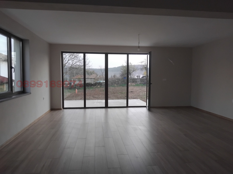 Продава КЪЩА, с. Генерал Кантарджиево, област Варна, снимка 3 - Къщи - 52781943