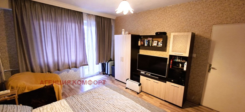 Продава 2-СТАЕН в град София, Банишора - 61 кв.м / 185 000 € » 361 828.55 лв., АГЕНЦИЯ КОМФОРТ