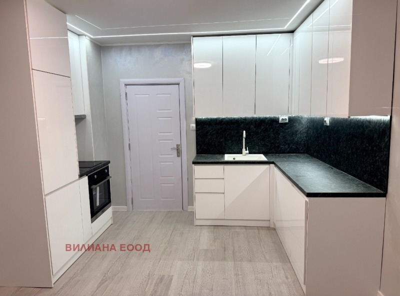 Продава 3-СТАЕН, гр. Горна Оряховица, област Велико Търново