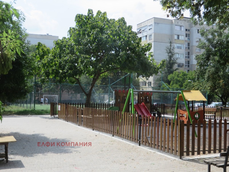 De vânzare  3 dormitoare Sofia , Sveta Troița , 116 mp | 69121359 - imagine [2]
