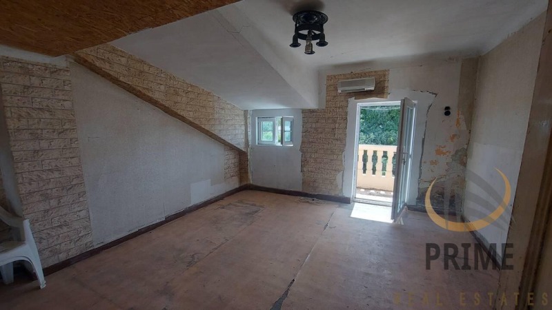 Продава МНОГОСТАЕН, гр. Бургас, Център, снимка 5 - Апартаменти - 52834762