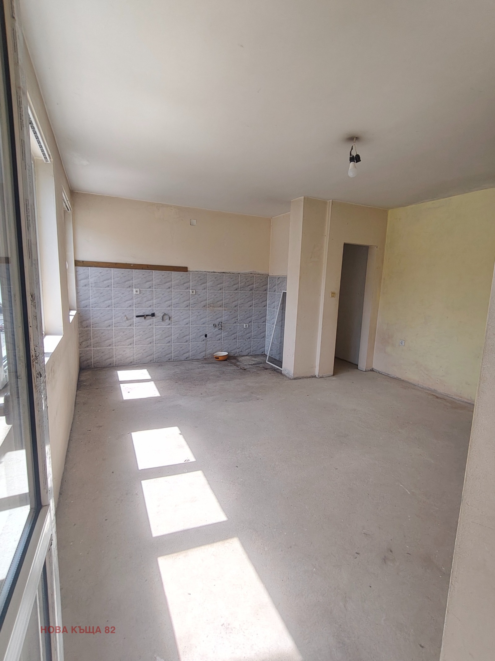 Продава 2-СТАЕН, гр. Варна, Аспарухово, снимка 2 - Апартаменти - 55494174