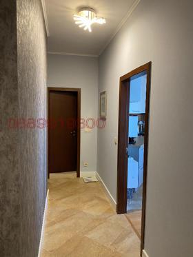 3 bedroom k.k. Chayka, Varna 14