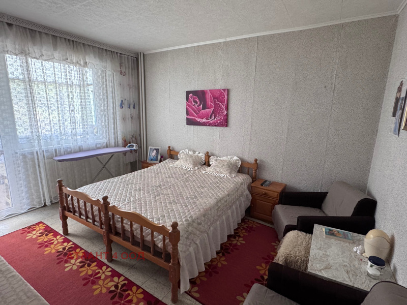 Продава  3-стаен област Стара Загора , гр. Казанлък , 76 кв.м | 87421678 - изображение [2]
