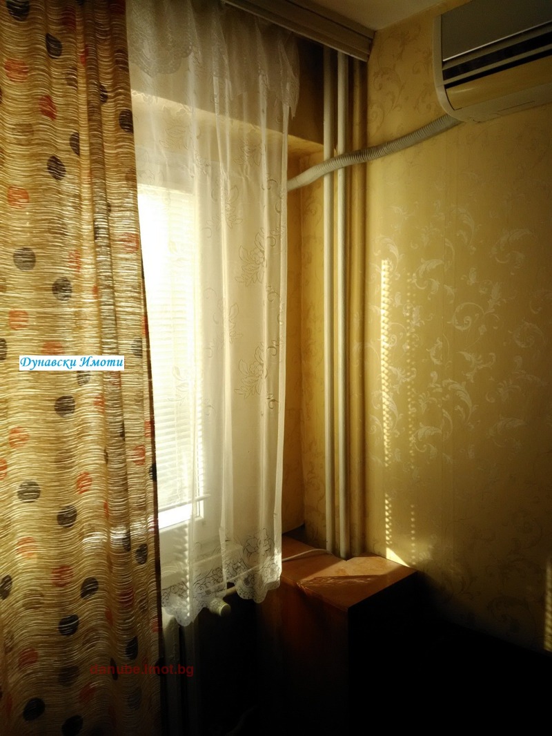 Продава  3-стаен град Русе , Възраждане , 80 кв.м | 34867826 - изображение [2]