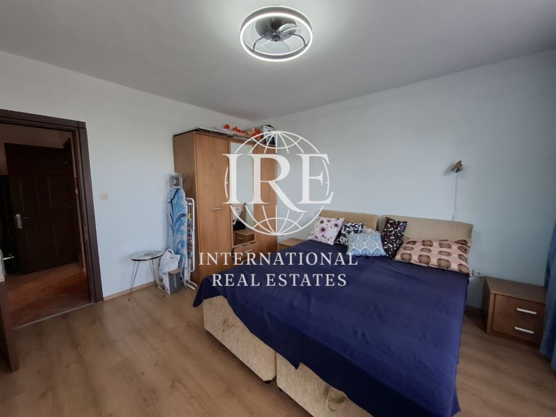 Продава 3-СТАЕН, гр. Варна, к.к. Чайка, снимка 2 - Апартаменти - 53087164