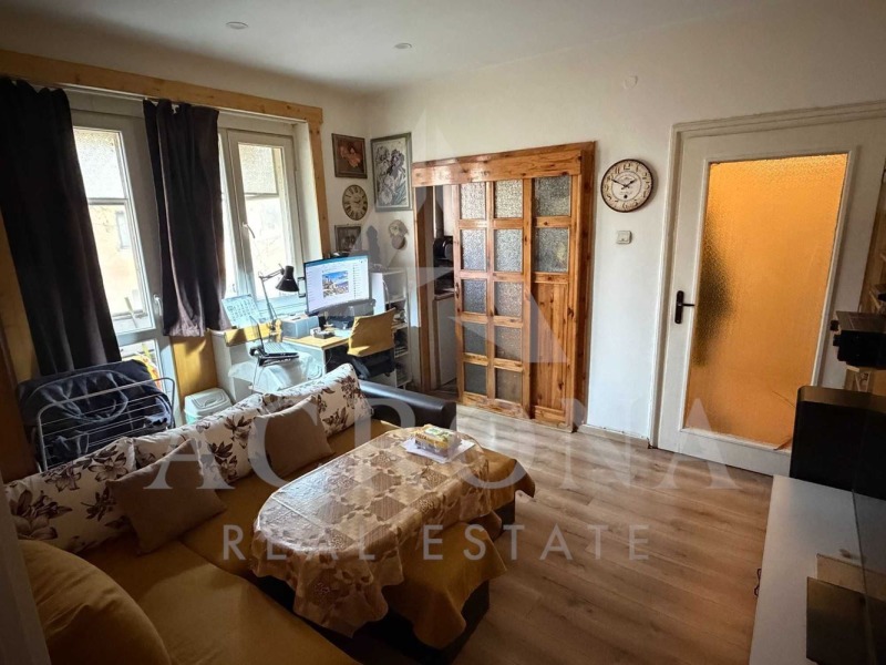 Продава 3-СТАЕН, гр. Пловдив, Съдийски