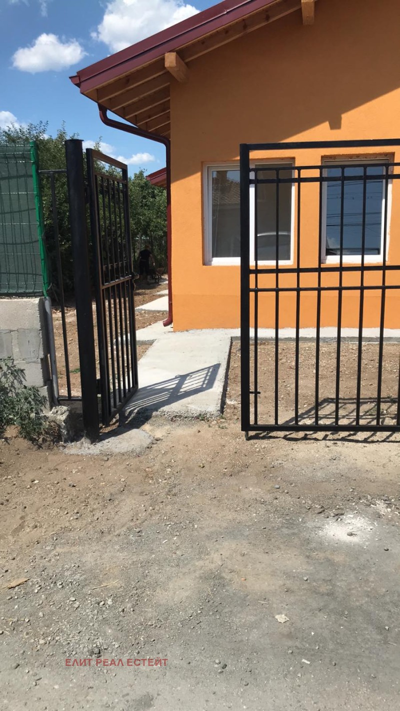 Προς πώληση  σπίτι περιοχή Μπλαγκόεβγκραντ , Βανια , 230 τ.μ | 25479448 - εικόνα [2]