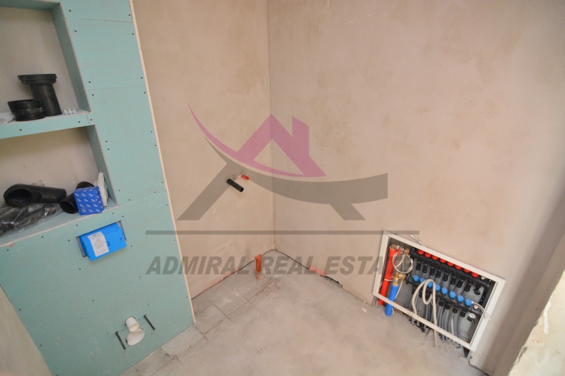Продава КЪЩА, гр. Варна, м-т Пчелина, снимка 14 - Къщи - 55541249