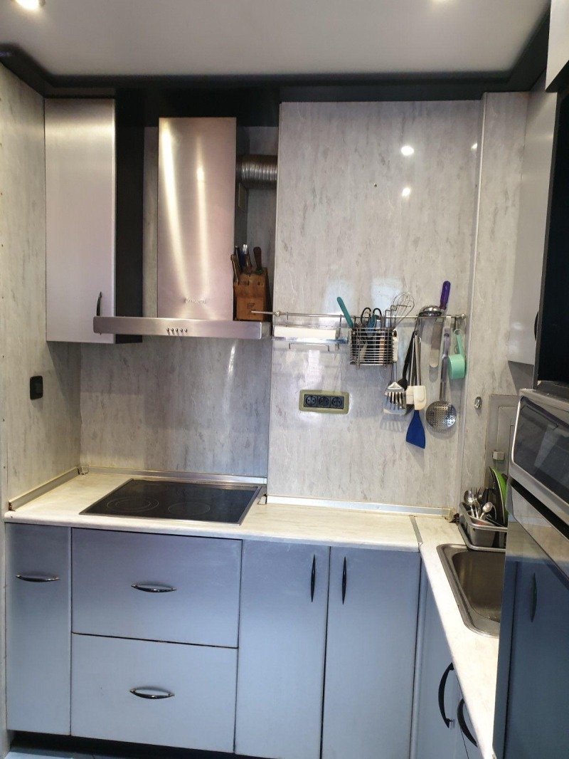 Продава 2-СТАЕН, гр. Бургас, Изгрев, снимка 4 - Апартаменти - 52524308