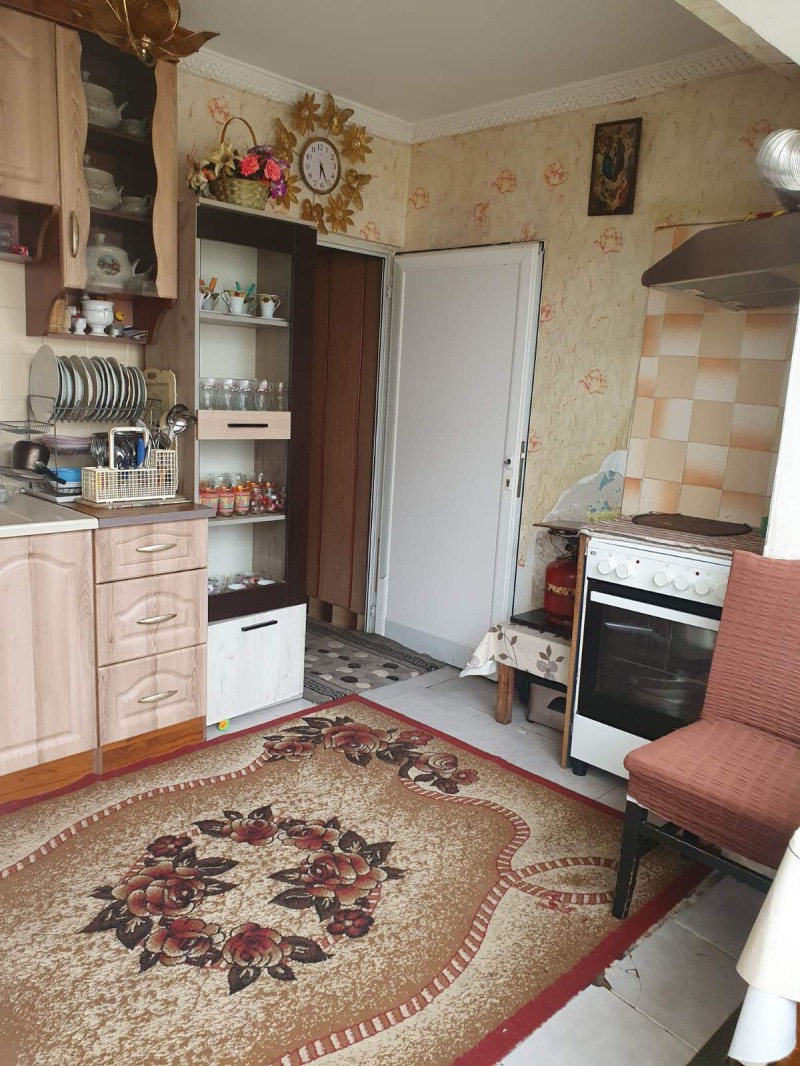 Продава 2-СТАЕН, гр. Хасково, Възраждане, снимка 5 - Апартаменти - 52888562