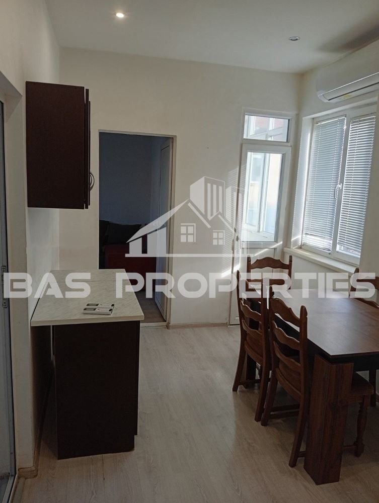 Продава 3-СТАЕН, гр. София, Център, снимка 7 - Апартаменти - 53016523