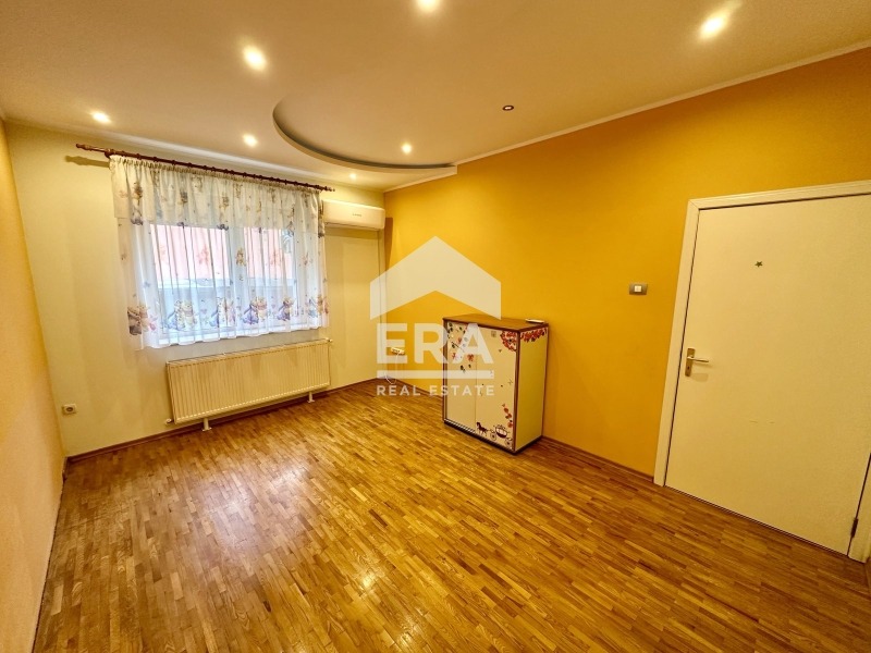 Продава 3-СТАЕН, гр. Русе, Широк център, снимка 3 - Апартаменти - 56092942