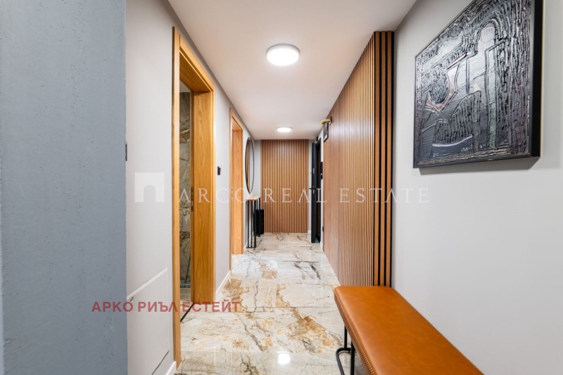 Προς πώληση  3 υπνοδωμάτια Σοφηια , Μλαδοστ 1Α , 383 τ.μ | 86979989 - εικόνα [6]