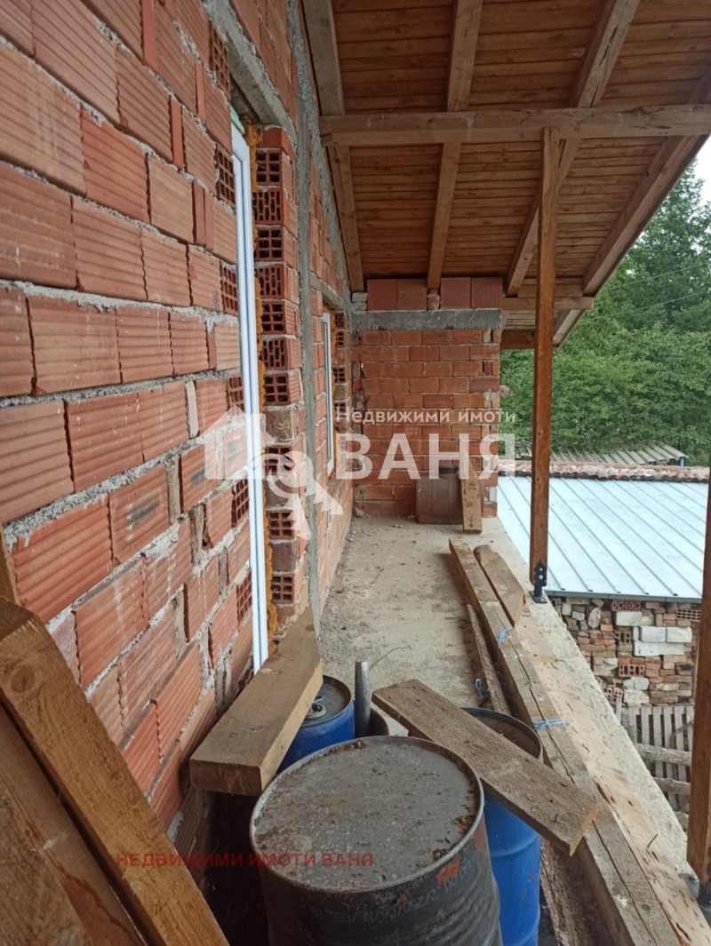 Продава ВИЛА, гр. Карлово, област Пловдив, снимка 2 - Вили - 52677705