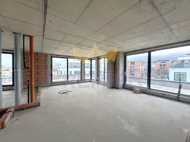 Продава 4-СТАЕН в град София, Драгалевци - 311 кв.м / 567 000 € » 1 108 955.61 лв., ИМОТИ ПРЕМИЕР