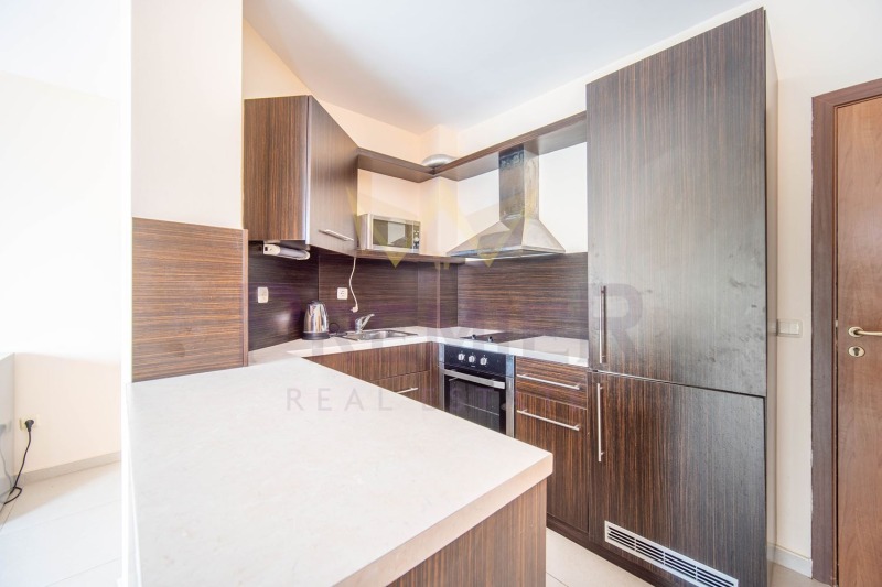 Продава 3-СТАЕН, гр. Каварна, област Добрич, снимка 2 - Апартаменти - 53199132