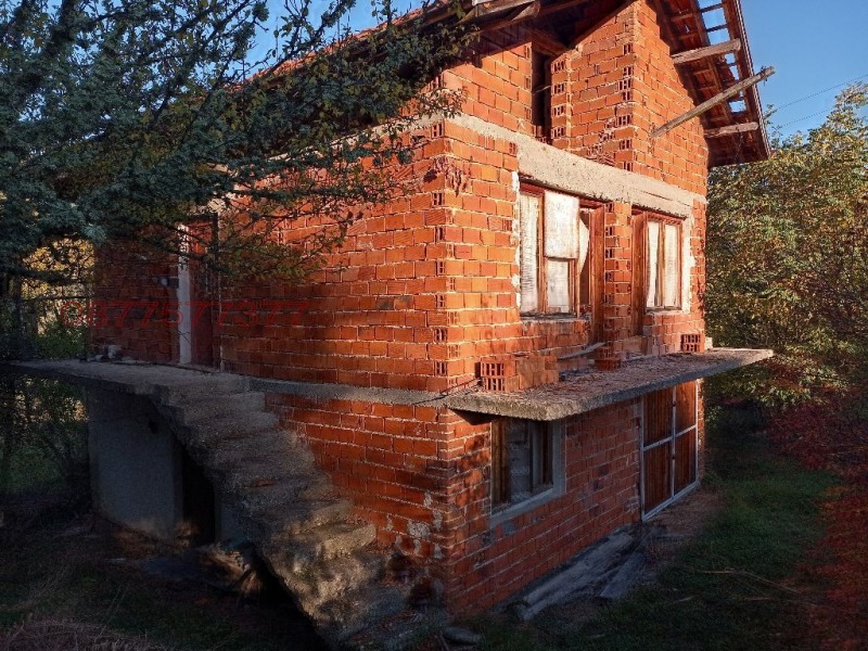 Продава КЪЩА, с. Илия, област Кюстендил, снимка 2 - Къщи - 52780968