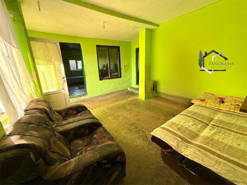 Продава КЪЩА, с. Благово, област Шумен, снимка 2 - Къщи - 52621629