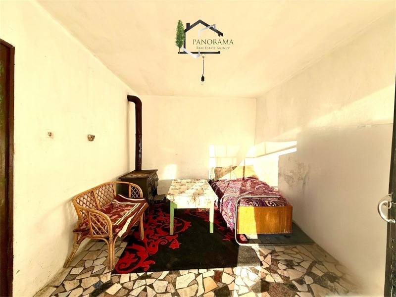 Продава КЪЩА, с. Благово, област Шумен, снимка 3 - Къщи - 52621629