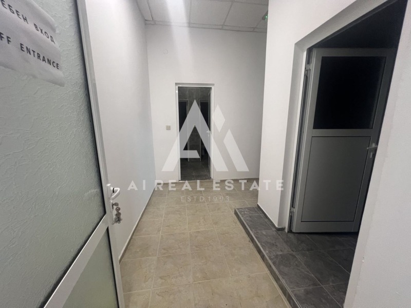In vendita  Negozio Pleven , Storgoziia , 211 mq | 59283992 - Immagine [6]