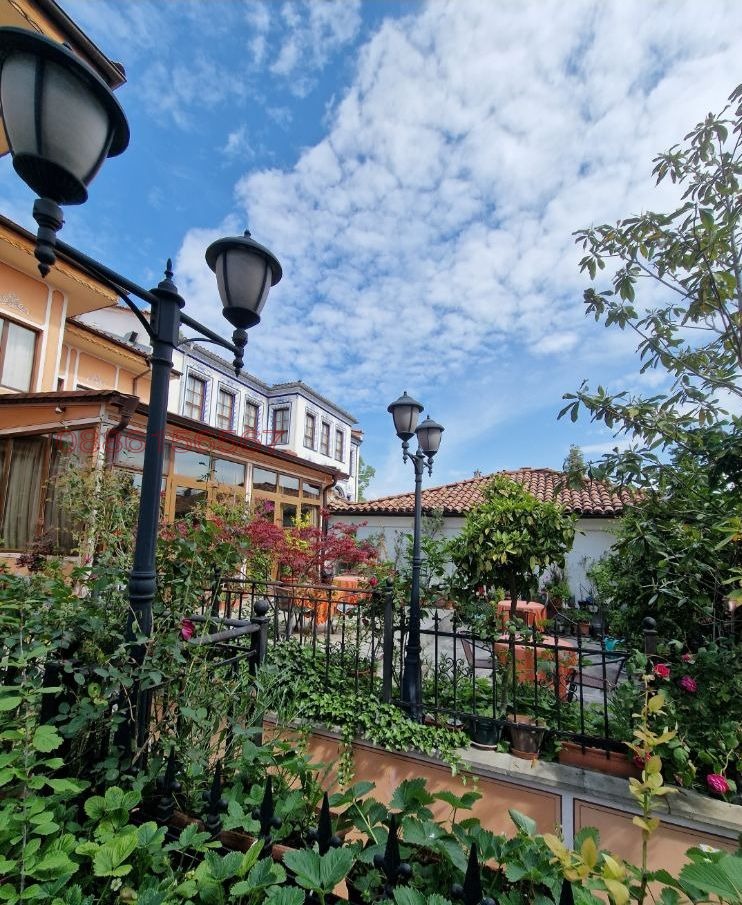 Myytävänä  Hotelli Plovdiv , Starijat grad , 409 neliömetriä | 96016500 - kuva [4]