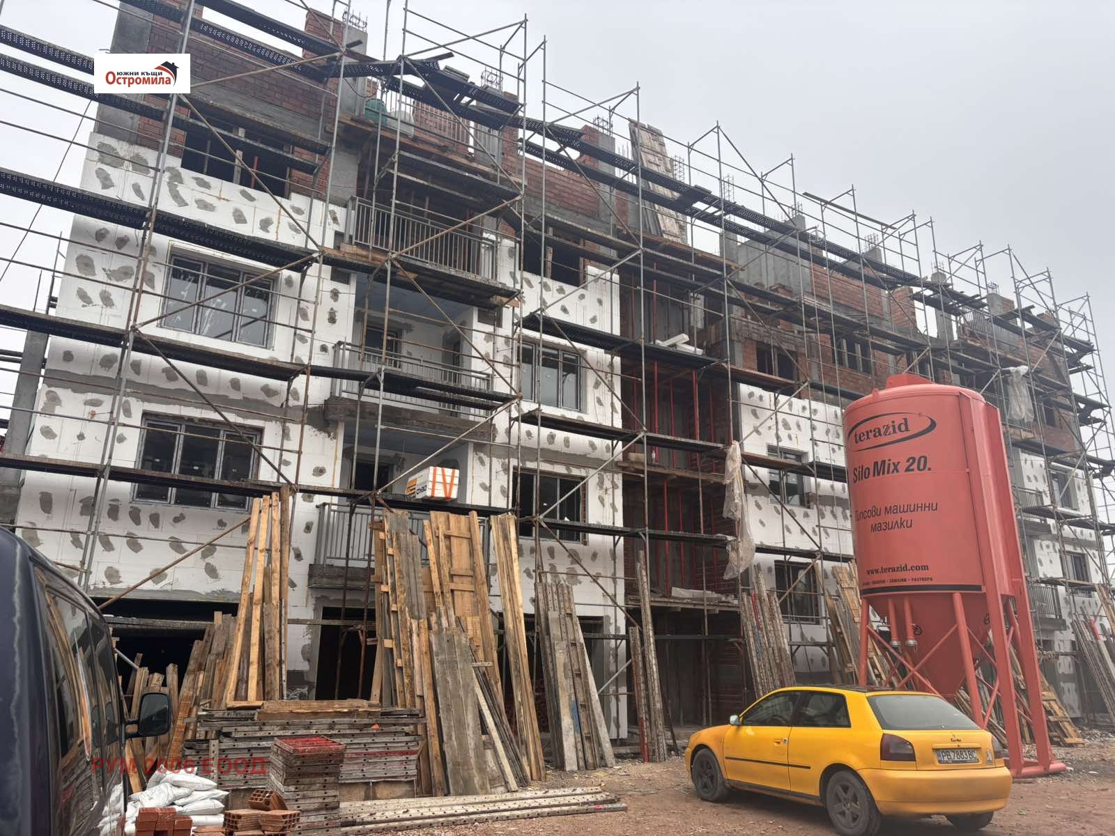 Продава 4-СТАЕН, гр. Пловдив, Остромила, снимка 2 - Апартаменти - 52454749