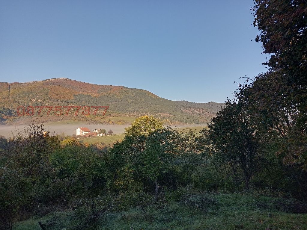 Продава КЪЩА, с. Илия, област Кюстендил